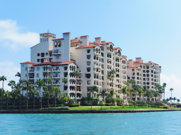 Luxury Dubai property for sale skyline view with modern residential